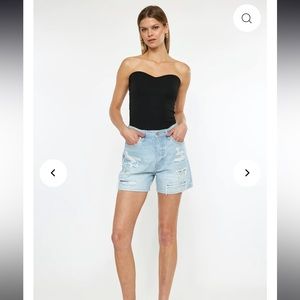 NWOT KanCan Althaia Ultra High Rise 90's Boyfriend Shorts 9/28